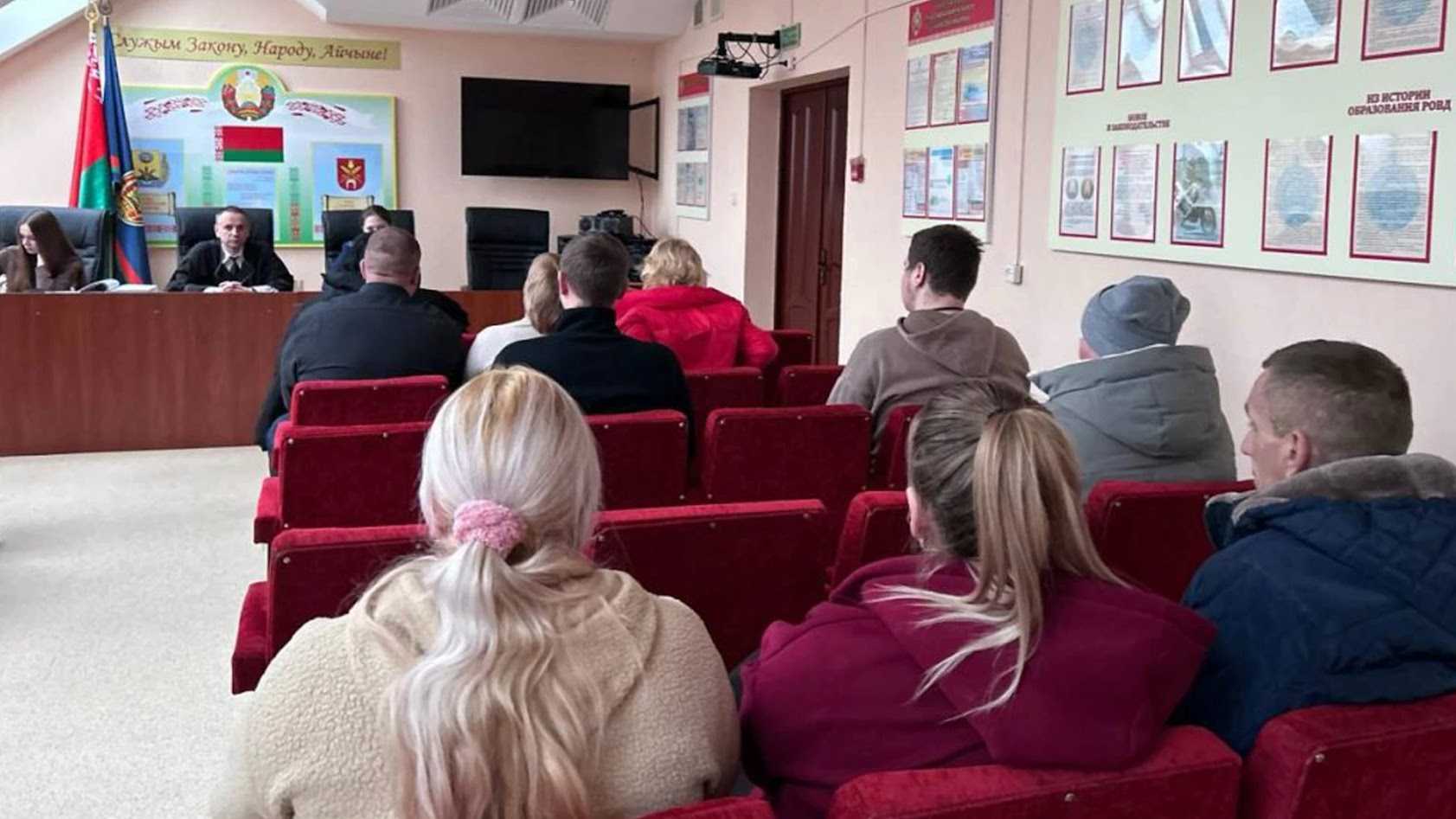 У Касцюковічах судзілі кіраўніцу фермы