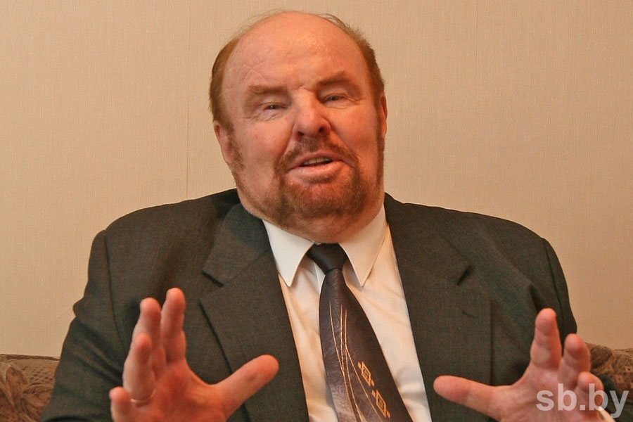 Леанід Дайнэка