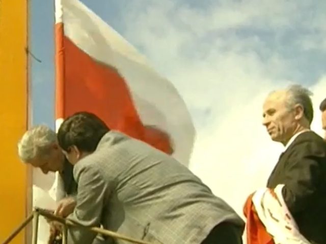 Снова сорвали красно-зеленый флаг – теперь в Могилеве, после вечеринки